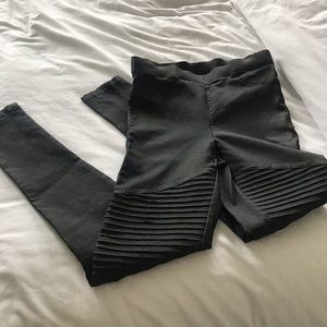 Black coated faux leather leggings